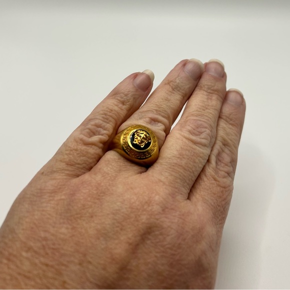 LAST ONE! Versace La Medusa Enamel Signet Ring - Picture 6 of 10